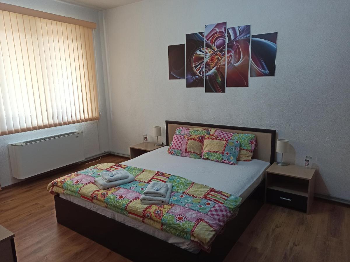 Guest House Ganovi カロファー 部屋 写真